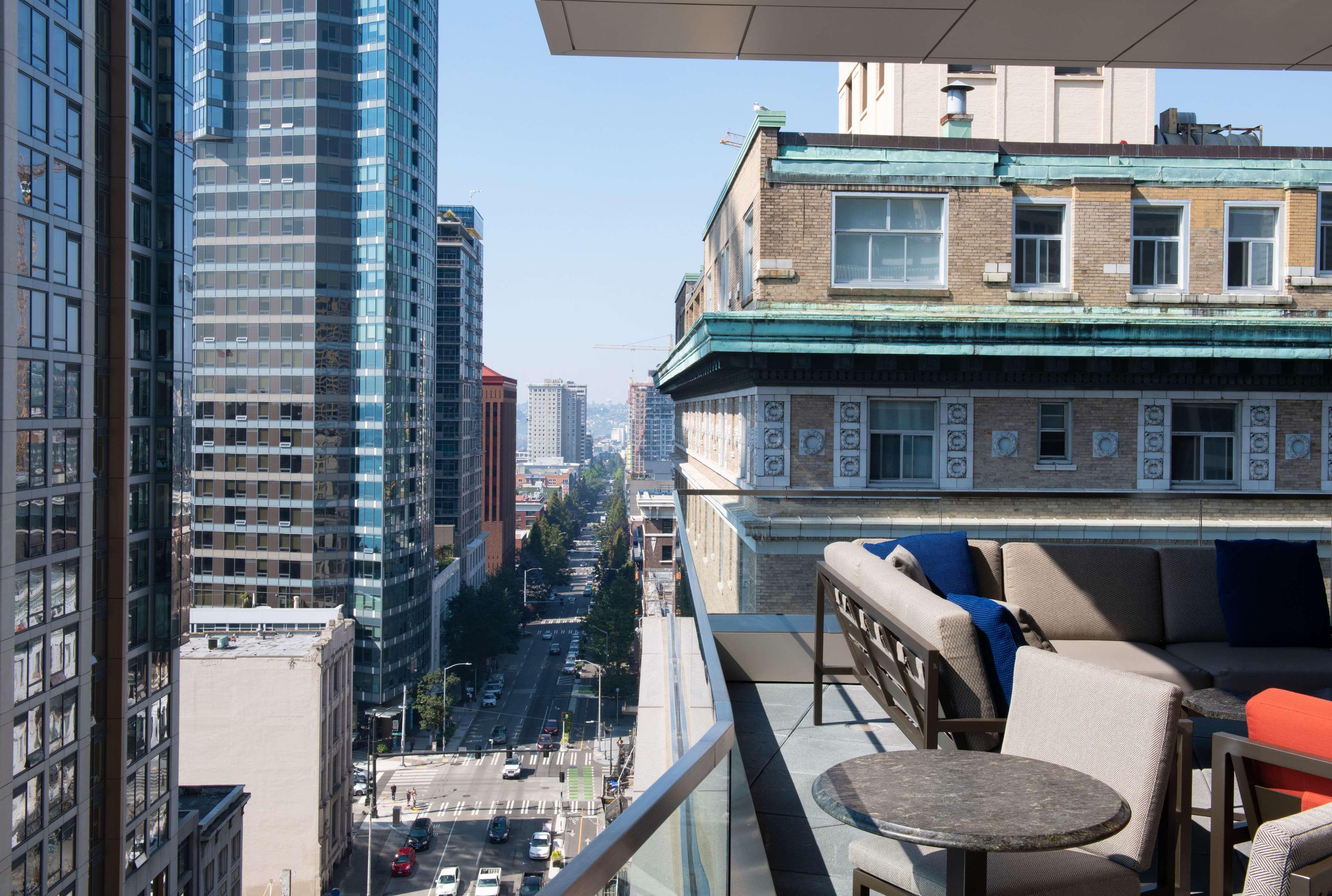 The Charter Hotel Seattle, Curio Collection By Hilton Extérieur photo